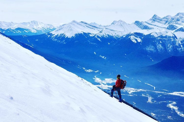 07994074-A0F2-4711-9CD9-451A2ABDE46E